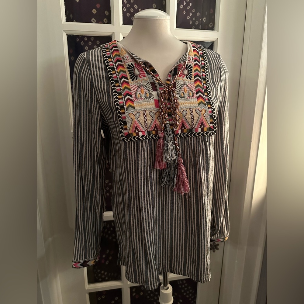Boho blousy embroidered shirt